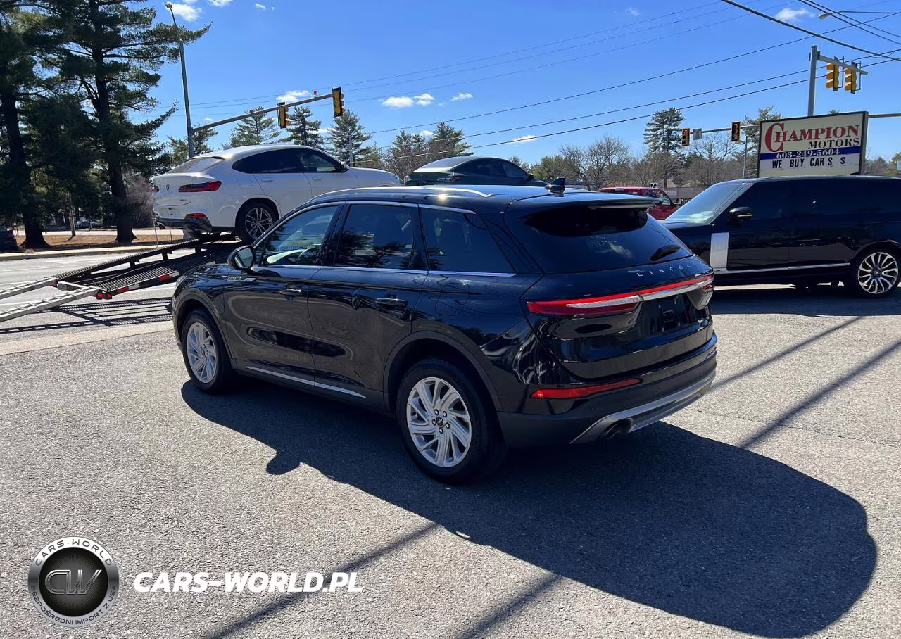2022 Lincoln Corsair VIN:5LMCJ1C96NUL16585 - 3