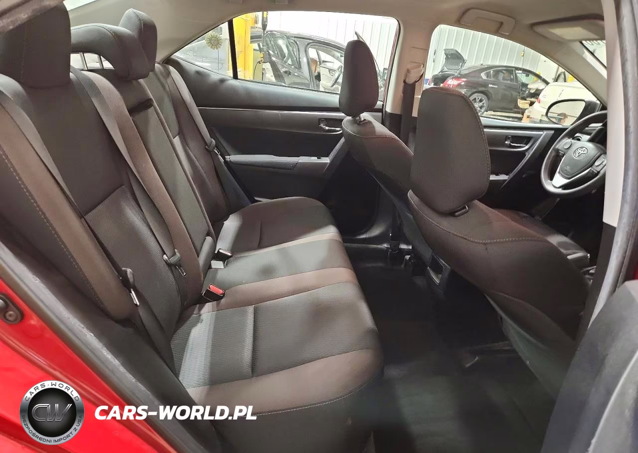 2018 Toyota Corolla Le VIN:2T1BURHE8JC983101 - 10