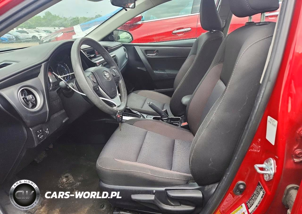 2018 Toyota Corolla Le VIN:2T1BURHE8JC983101 - 7