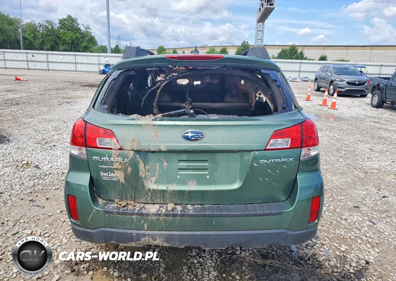 2014 Subaru Outback 2.5I Premium VIN:4S4BRCDC5E3288426 - 6