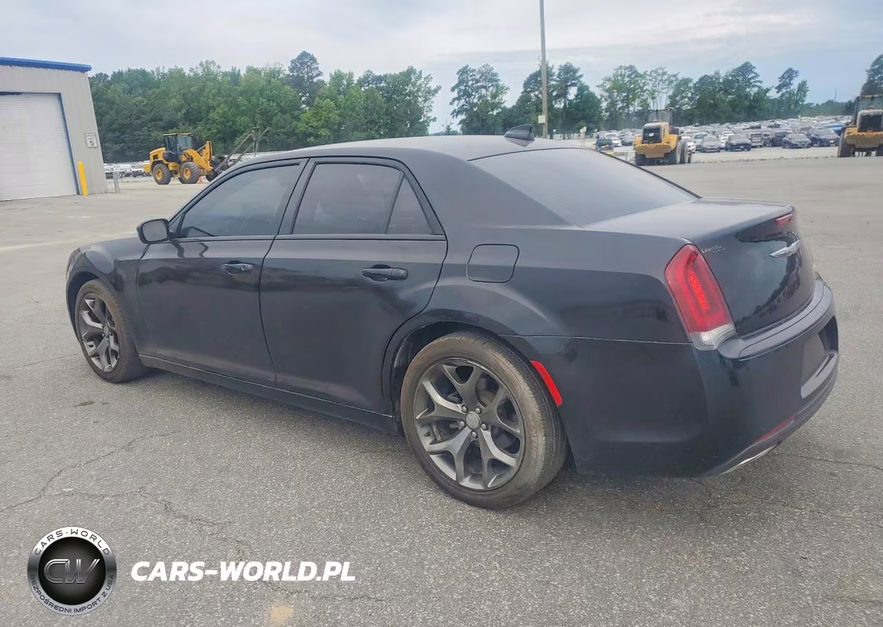 2019 Chrysler 300 Touring VIN:2C3CCAAG3KH502610 - 2