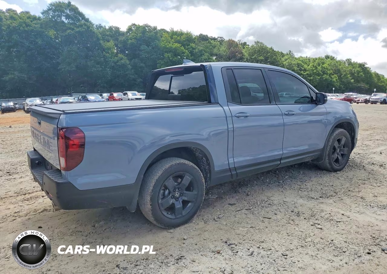 2025 Honda Ridgeline Black Edition VIN:5FPYK3F89SB039581 - 3