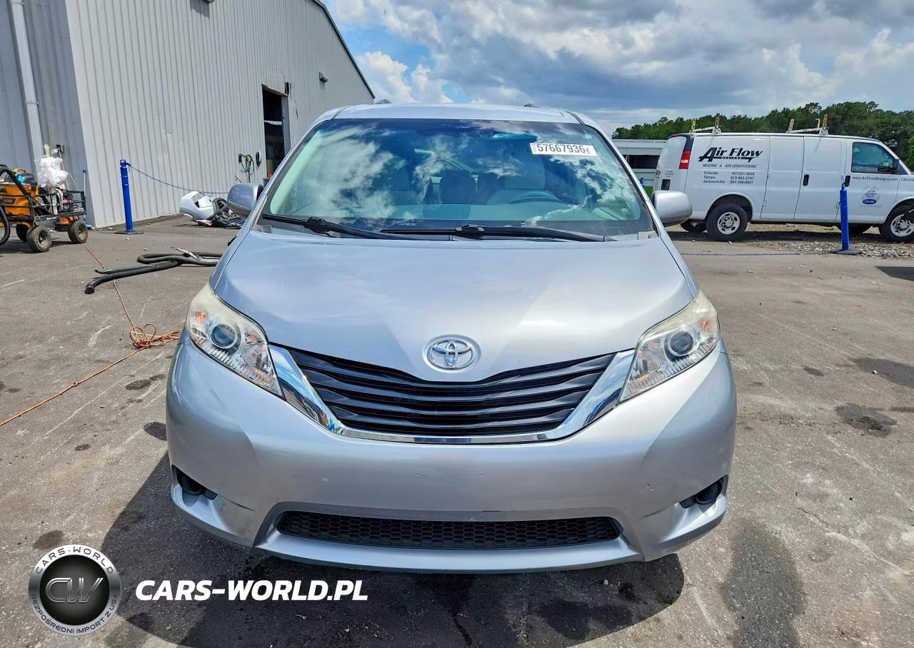2014 Toyota Sienna Le VIN:5TDKK3DC8ES422823 - 5
