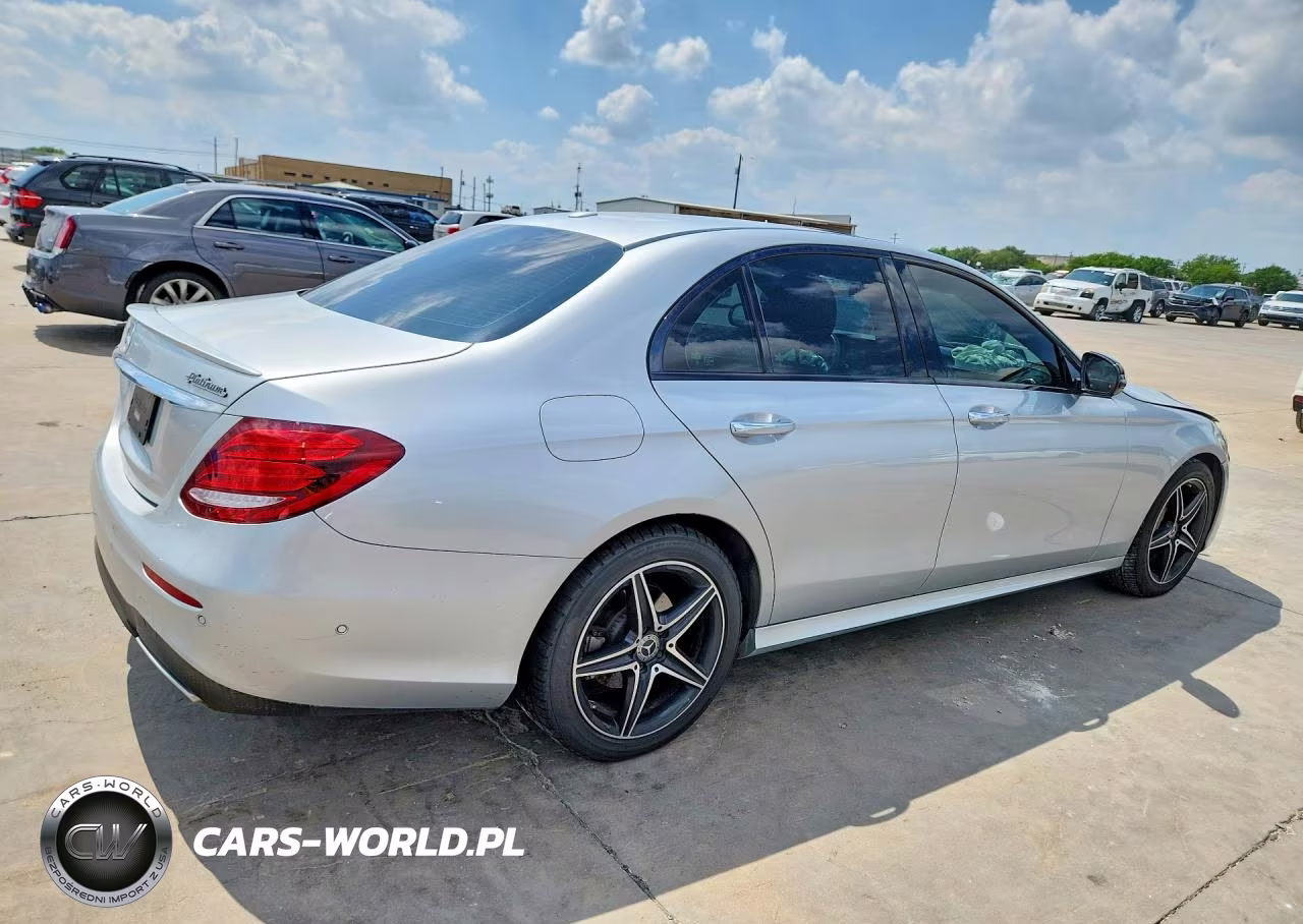 2018 Mercedes-Benz E 300 VIN:WDDZF4JB1JA394106 - 3