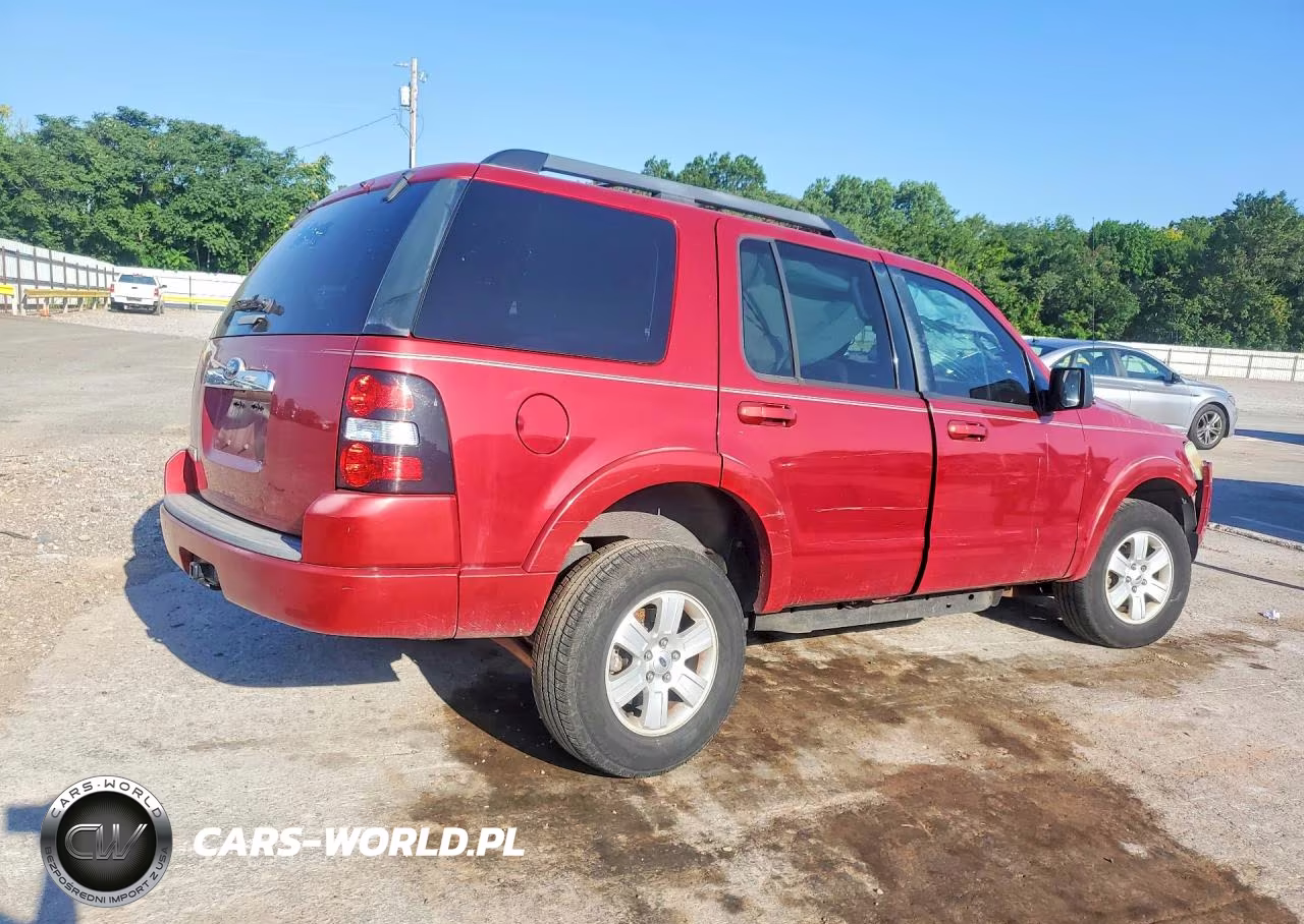 2010 Ford Explorer Xlt VIN:1FMEU6DEXAUA51255 - 3