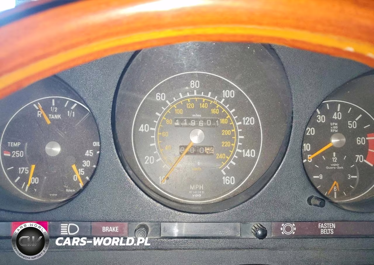 1975 Mercedes-Benz 450 Sl VIN:10704412027650 - 9