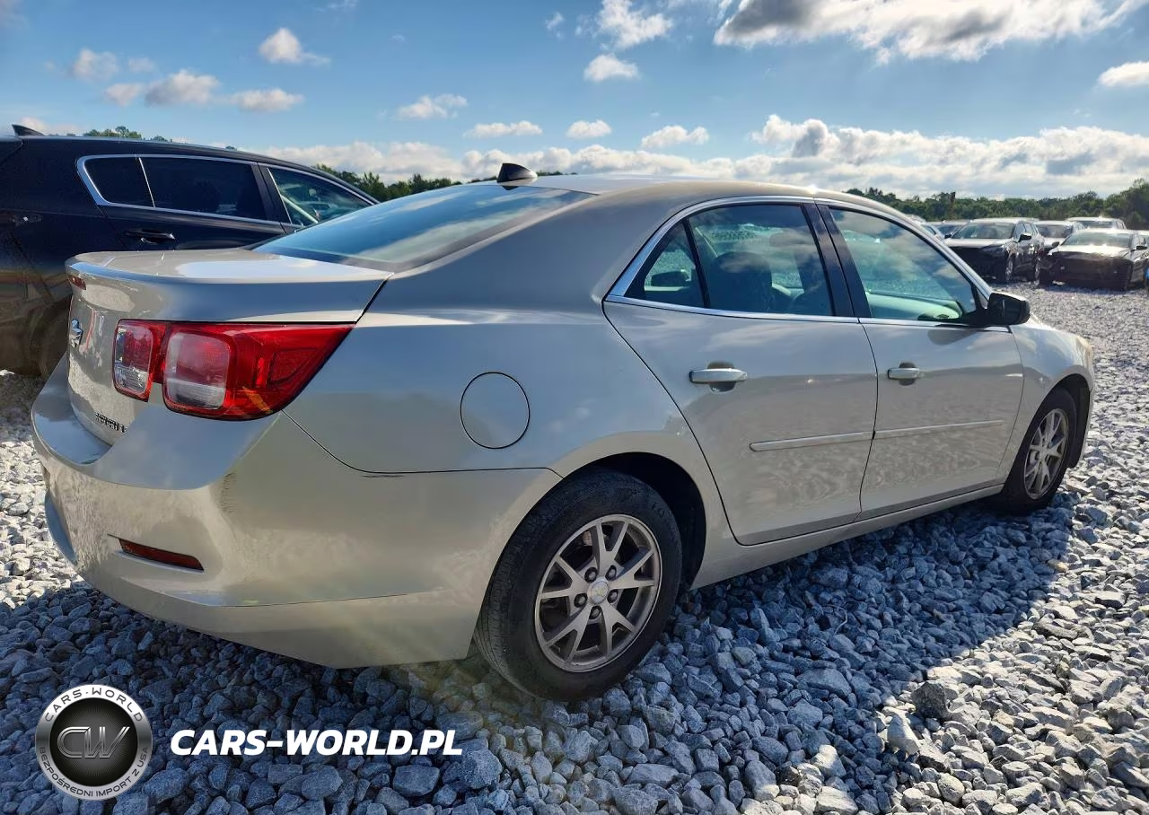 2014 Chevrolet Malibu Ls VIN:1G11A5SL1EF151366 - 3