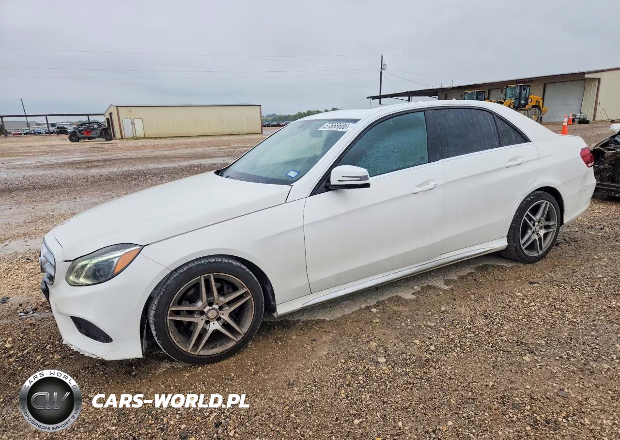 2016 Mercedes-Benz E350Taxi – zdjęcie 1 z 12