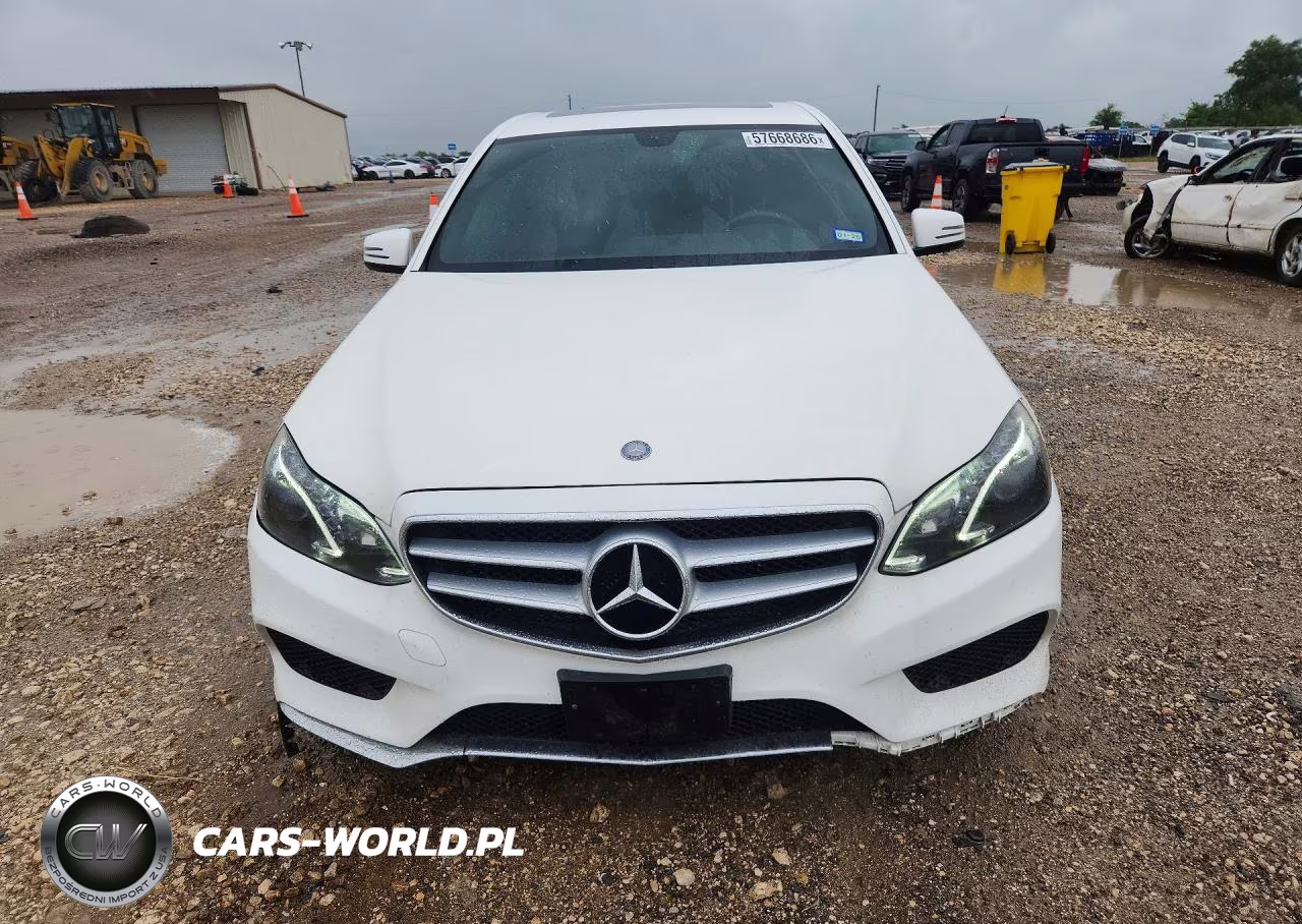 2016 Mercedes-Benz E350Taxi VIN:WDDHF5KB8GB239460 - 5