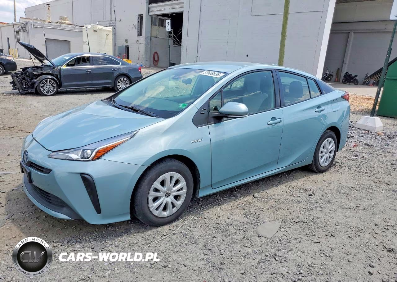 2019 Toyota Prius L Eco