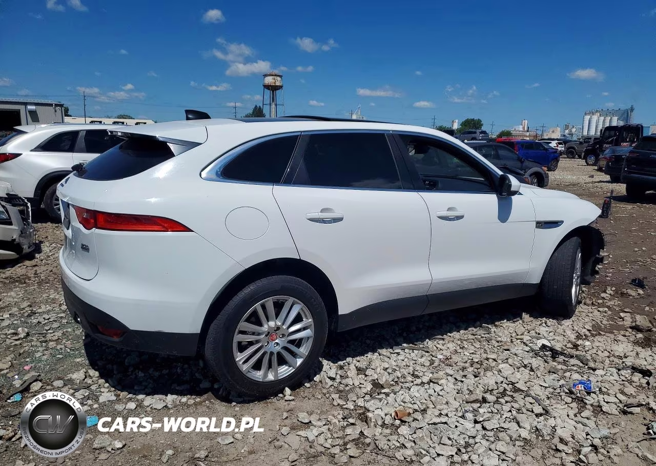 2020 Jaguar F-Pace Prestige VIN:SADCK2GX1LA643126 - 3