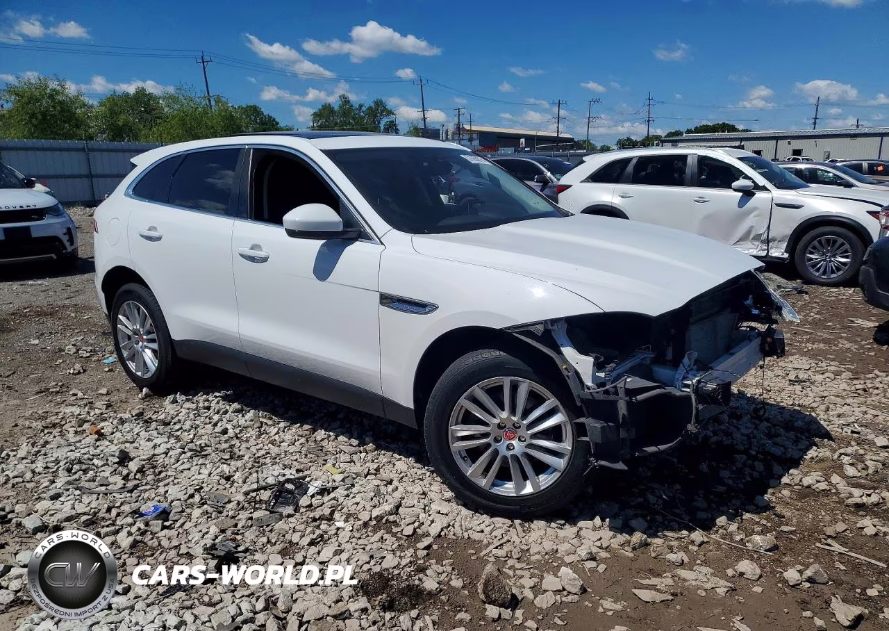 2020 Jaguar F-Pace Prestige VIN:SADCK2GX1LA643126 - 4