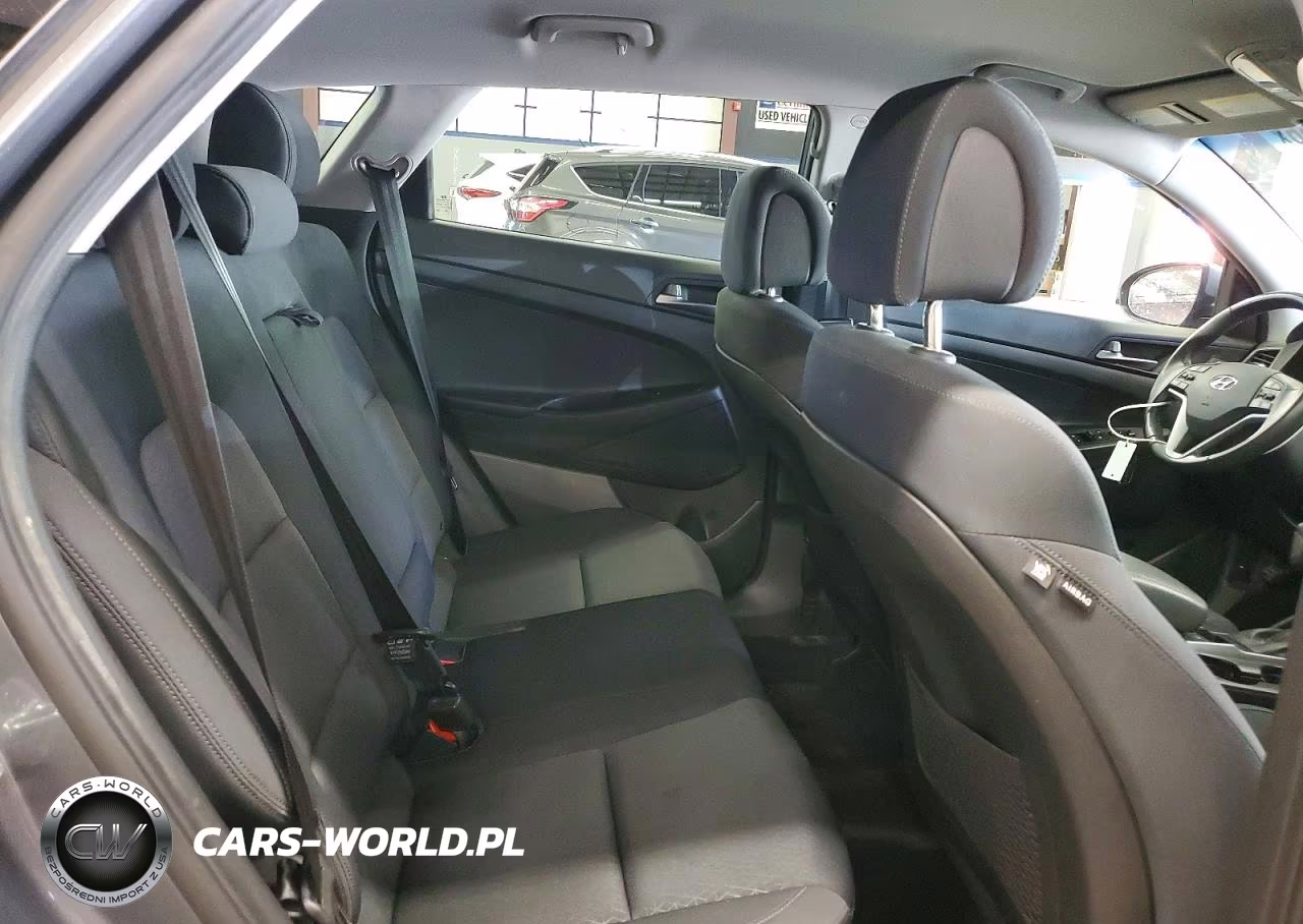 2017 Hyundai Tucson Sport VIN:KM8J3CA24HU457472 - 11