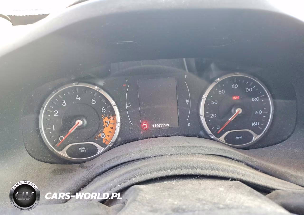 2015 Jeep Renegade Latitude VIN:ZACCJBBH0FPB88434 - 9