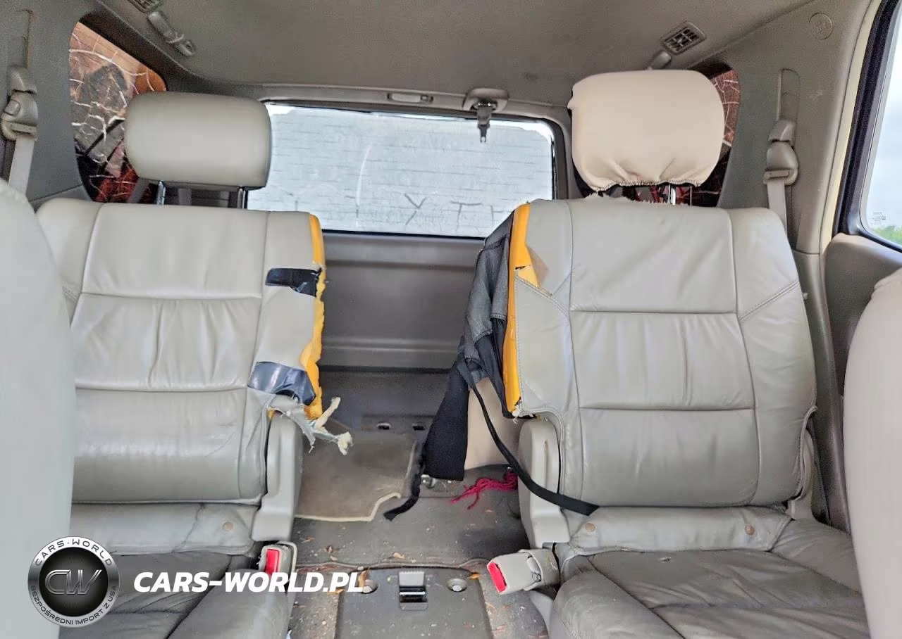 2005 Toyota Sequoia VIN:5TDZT38A35S254979 - 10