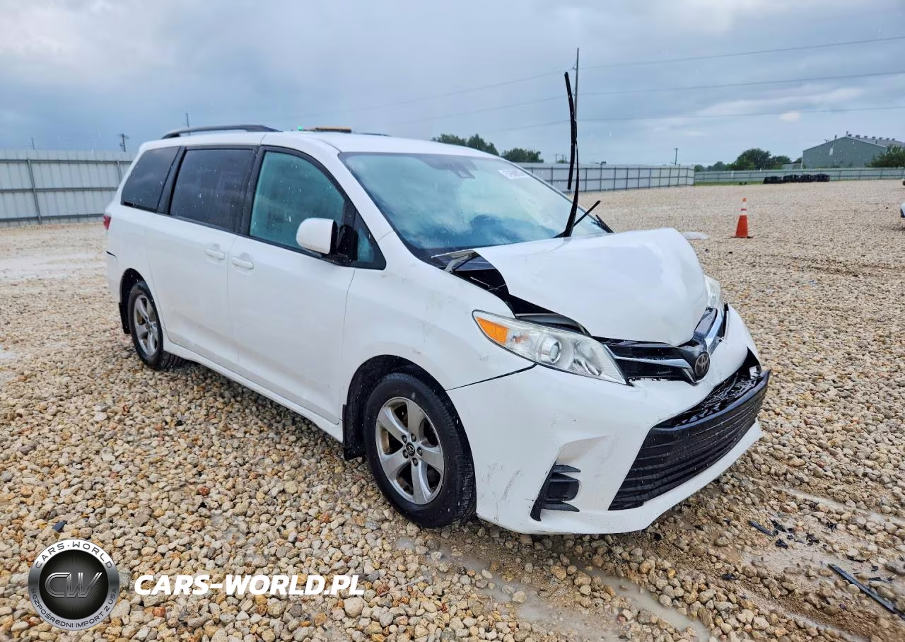 2019 Toyota Sienna Le VIN:5TDKZ3DC3KS010624 - 4