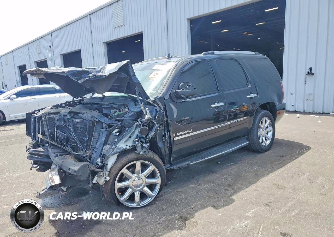 2009 GMC Yukon Denali – zdjęcie 1 z 12