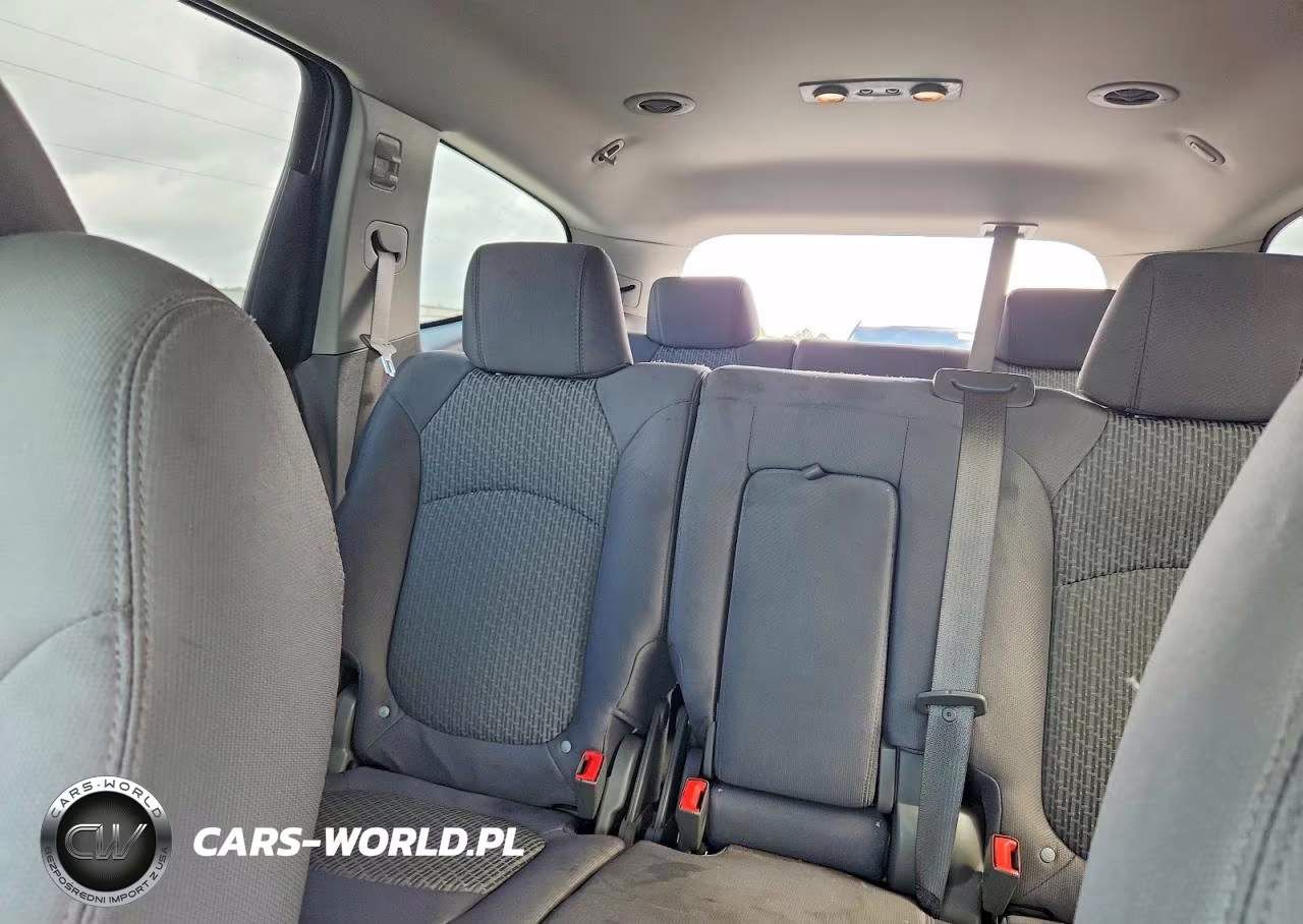 2010 Chevrolet Traverse Lt VIN:1GNLRFED6AS145283 - 10