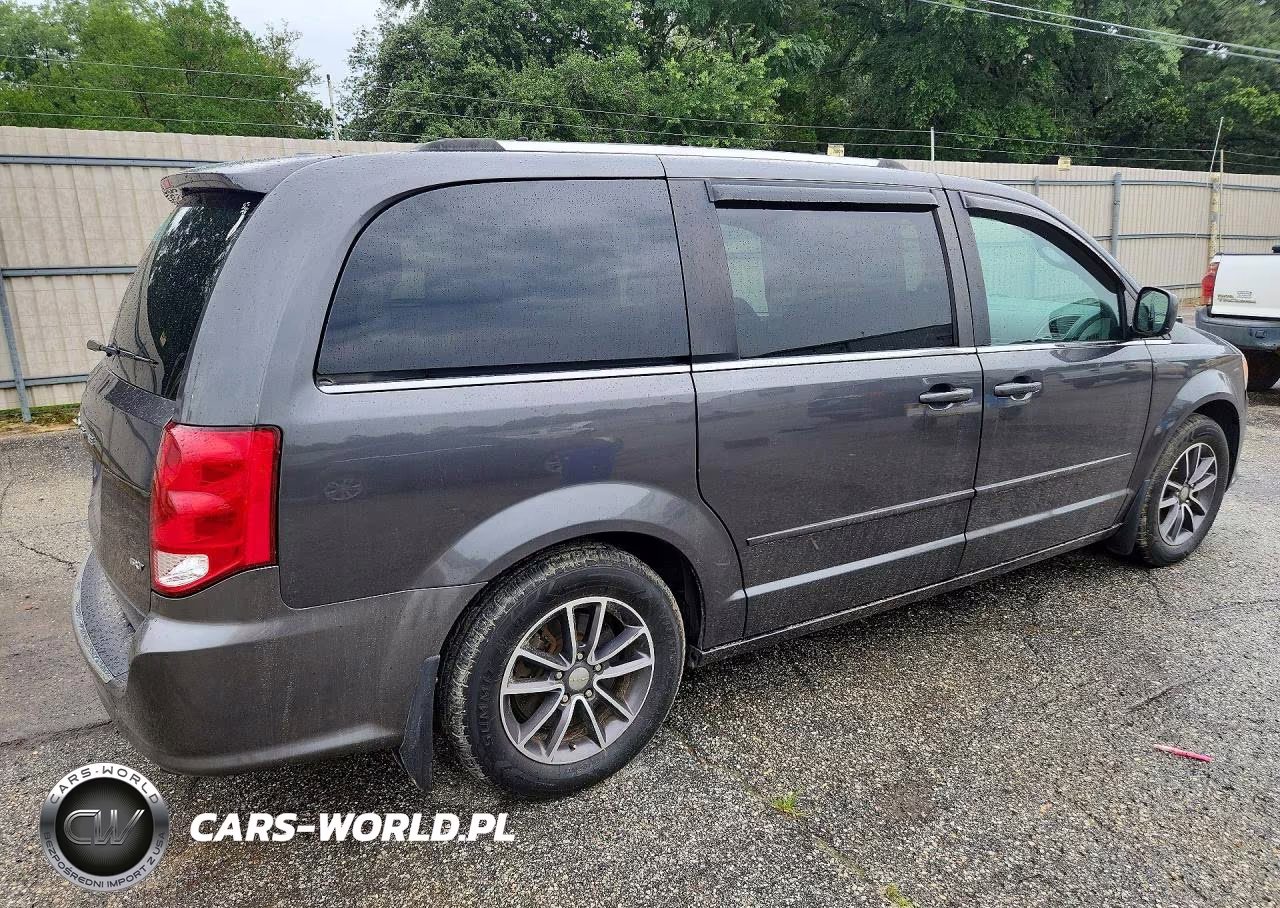2017 Dodge Grand Caravan Sxt VIN:2C4RDGCG2HR611937 - 3