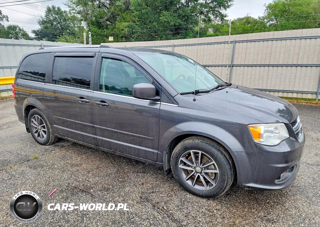 2017 Dodge Grand Caravan Sxt VIN:2C4RDGCG2HR611937 - 4
