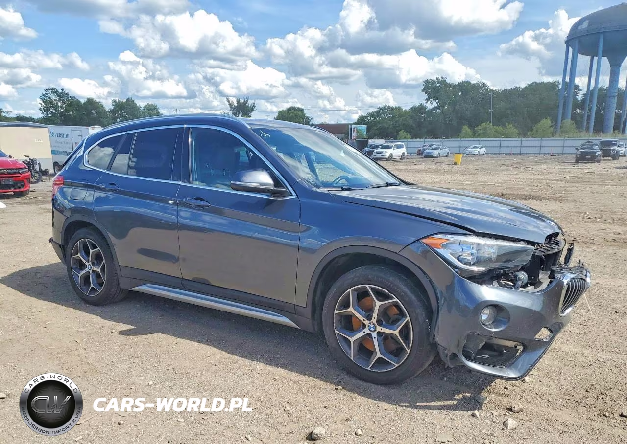 2018 BMW X1 Sdrive28I VIN:WBXHU7C39J5H42753 - 4