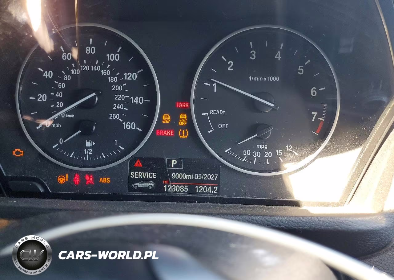 2018 BMW X1 Sdrive28I VIN:WBXHU7C39J5H42753 - 9