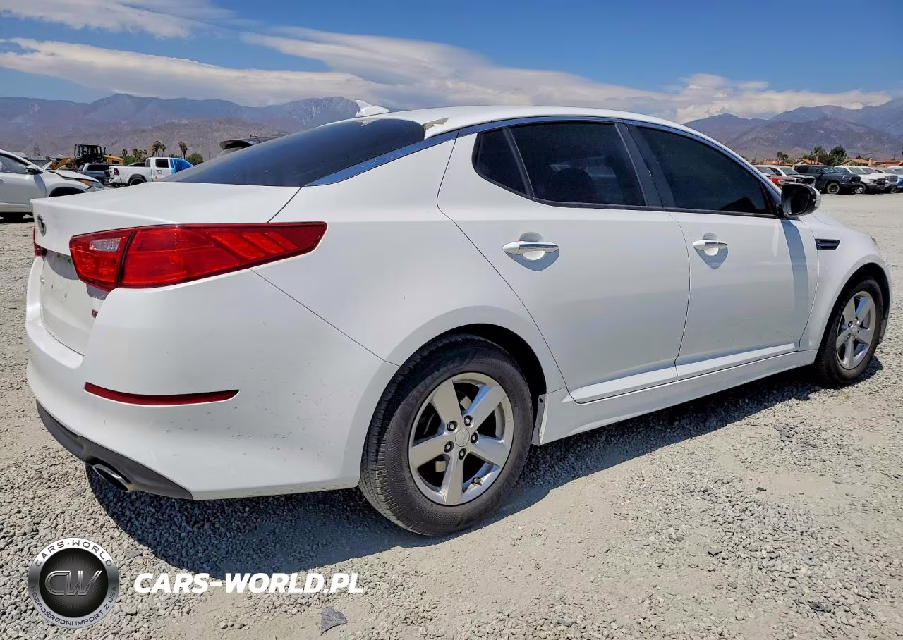 2015 Kia Optima Lx VIN:5XXGM4A74FG489631 - 3