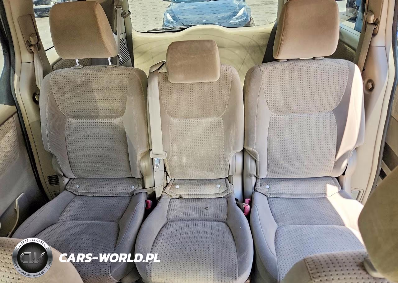 2010 Toyota Sienna Le 8-Passenger VIN:5TDKK4CC5AS314998 - 10