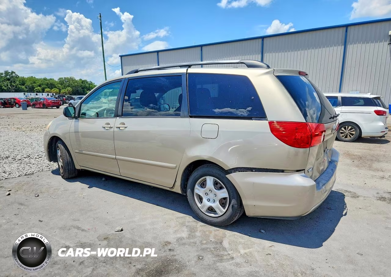 2010 Toyota Sienna Le 8-Passenger VIN:5TDKK4CC5AS314998 - 2