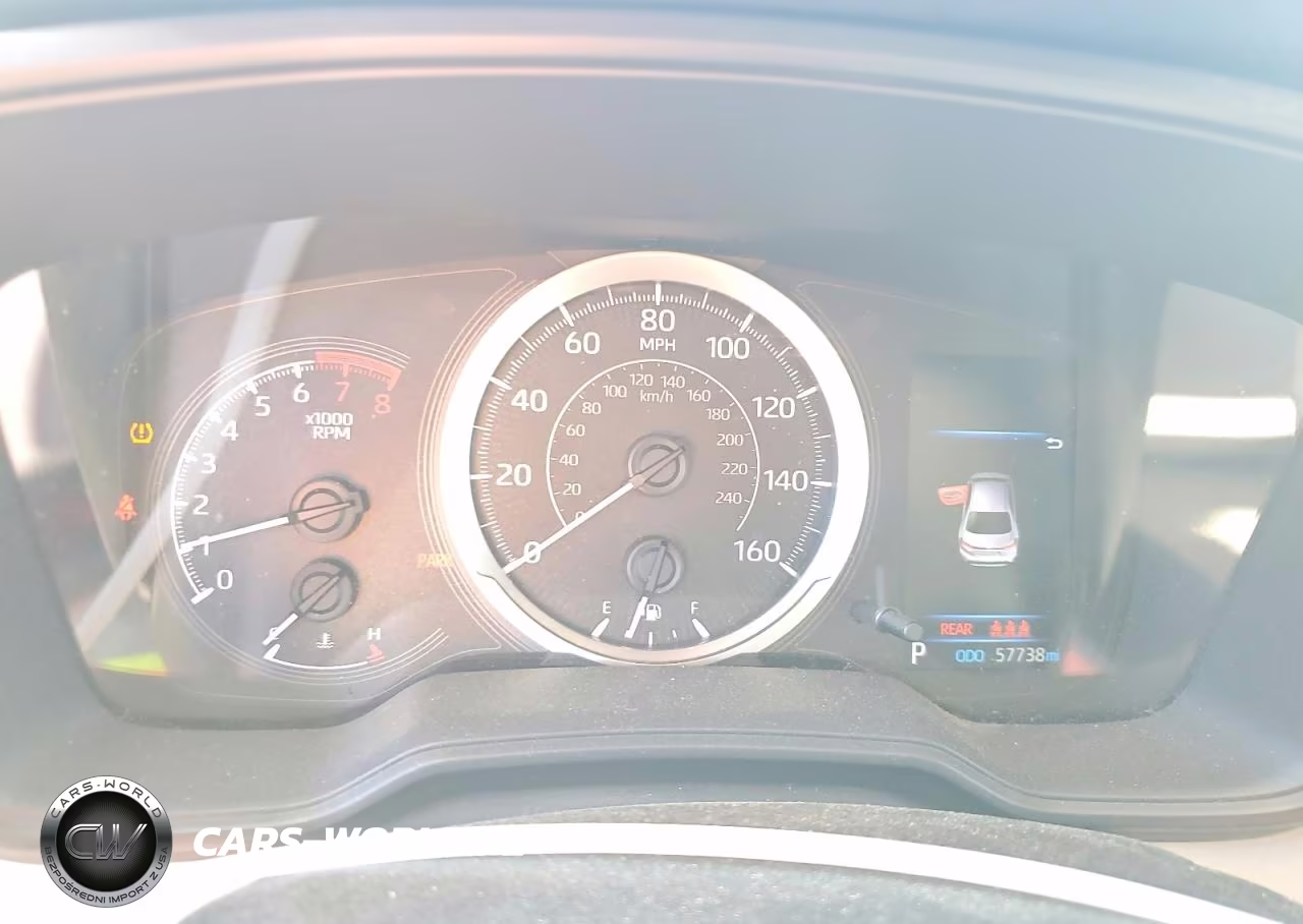 2021 Toyota Corolla Le VIN:JTDEPMAE2MJ157967 - 9