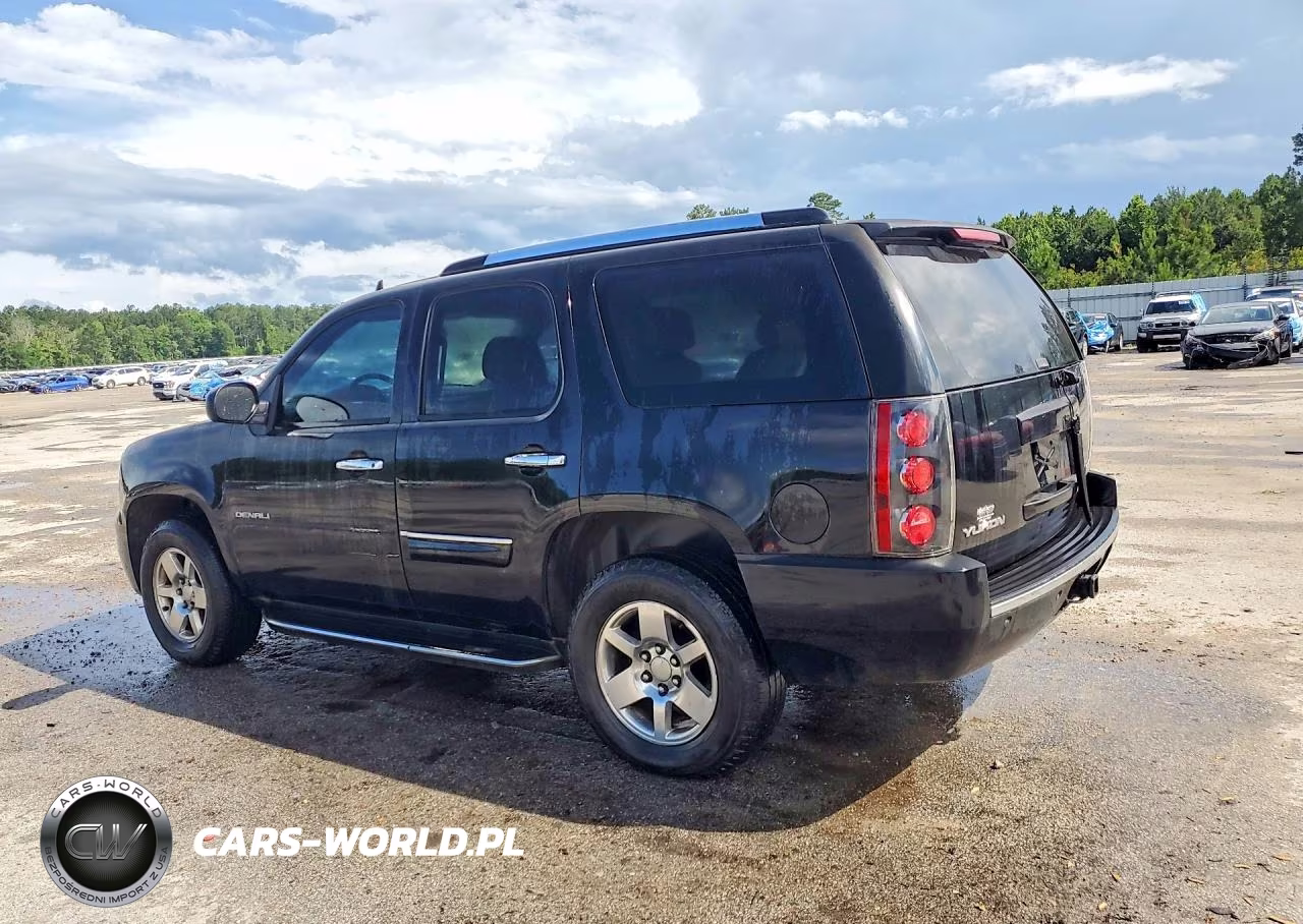 2007 GMC Yukon Denali VIN:1GKFK63877J332390 - 2