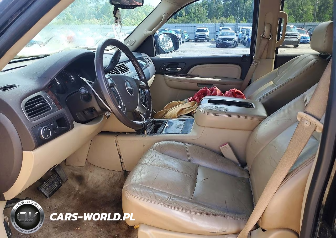 2007 GMC Yukon Denali VIN:1GKFK63877J332390 - 7
