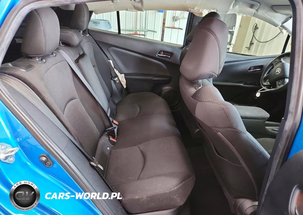 2022 Toyota Prius Le VIN:JTDKAMFU7N3168506 - 10