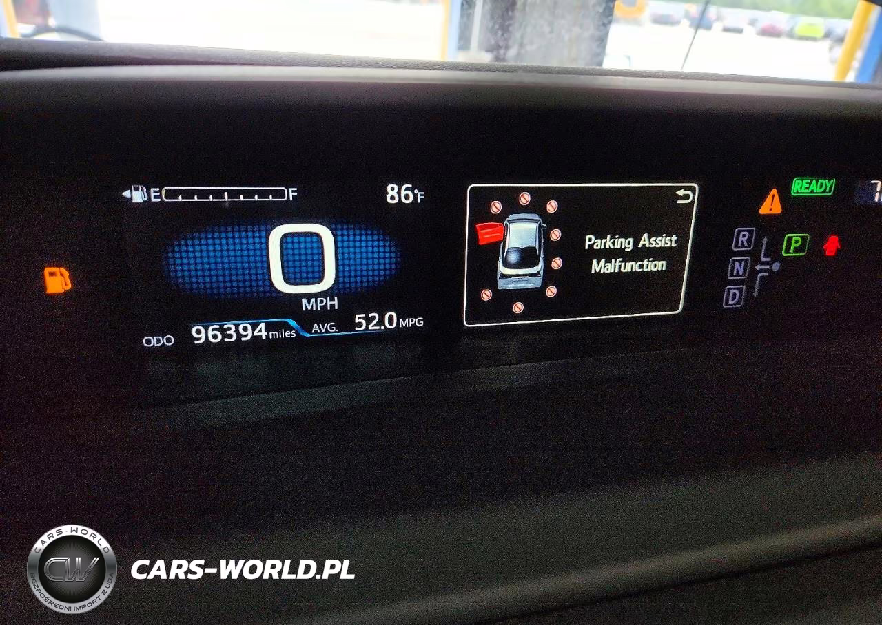 2022 Toyota Prius Le VIN:JTDKAMFU7N3168506 - 9
