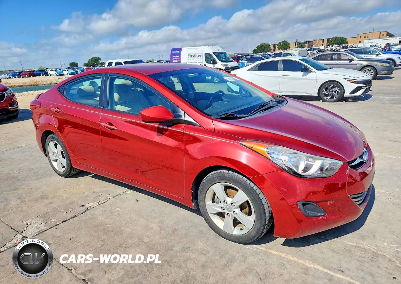 2011 Hyundai Elantra Gls VIN:KMHDH4AE3BU144581 - 4