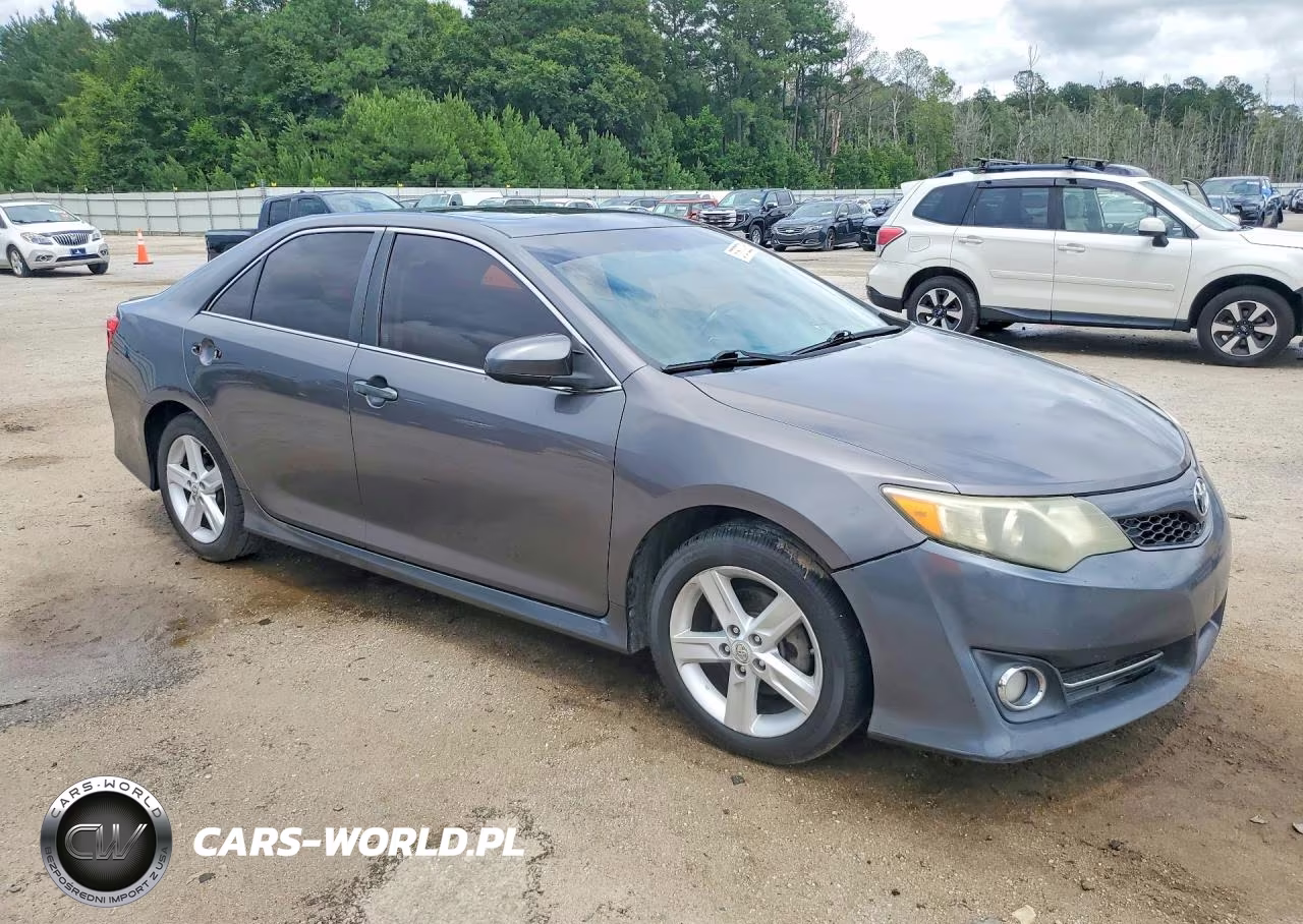 2013 Toyota Camry Se VIN:4T1BF1FK6DU712643 - 4