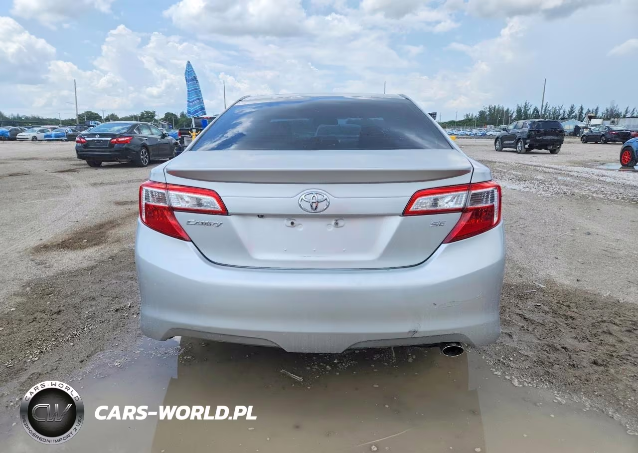 2014 Toyota Camry Se VIN:4T1BF1FK7EU425071 - 6