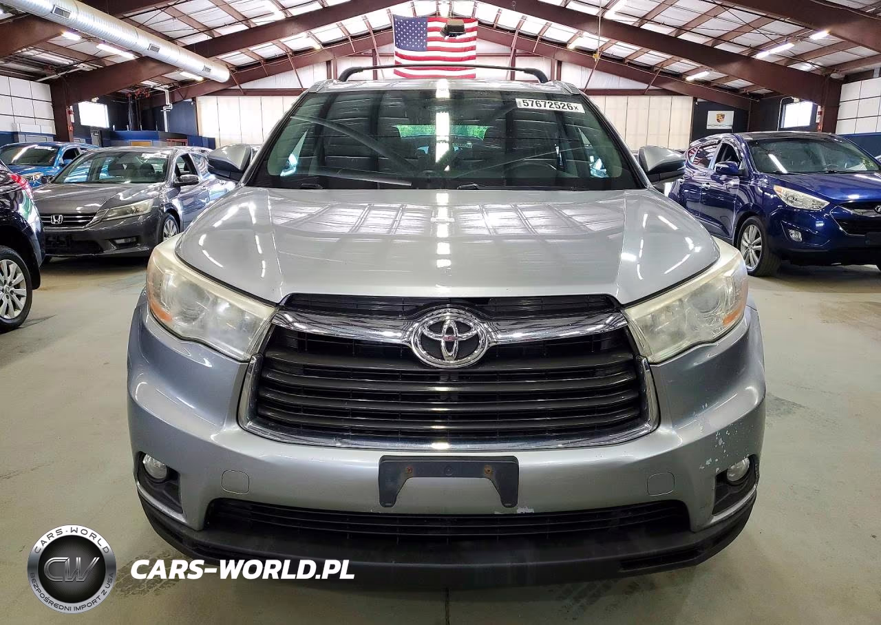 2014 Toyota Highlander Xle VIN:5TDJKRFH1ES067839 - 5