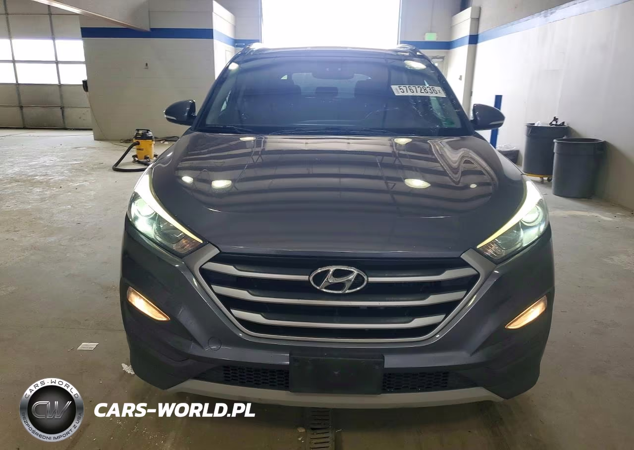 2018 Hyundai Tucson Value VIN:KM8J3CA20JU823336 - 5