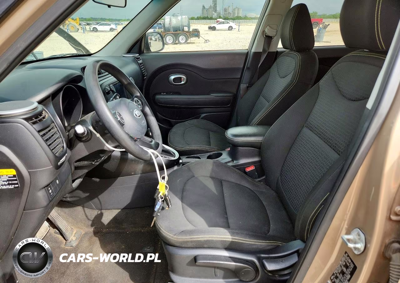 2015 Kia Soul + VIN:KNDJP3A54F7113185 - 7