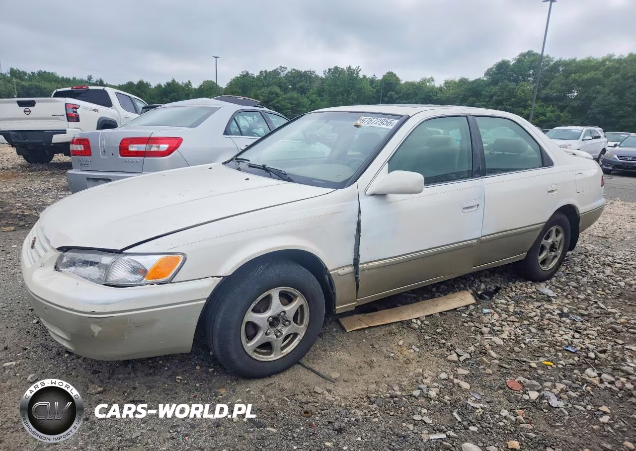 1999 Toyota Camry Le