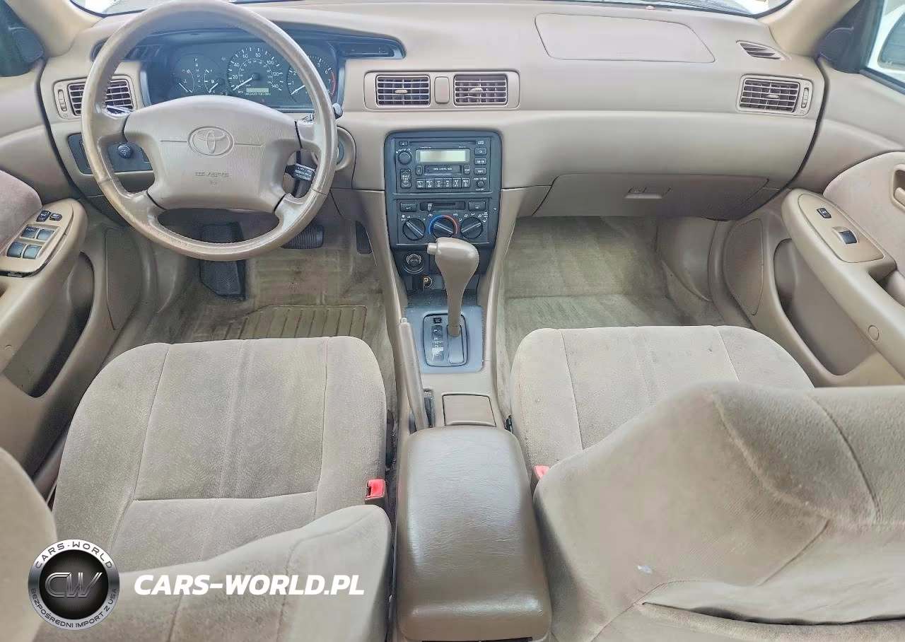 1999 Toyota Camry Le VIN:JT2BG22K3X0355522 - 8