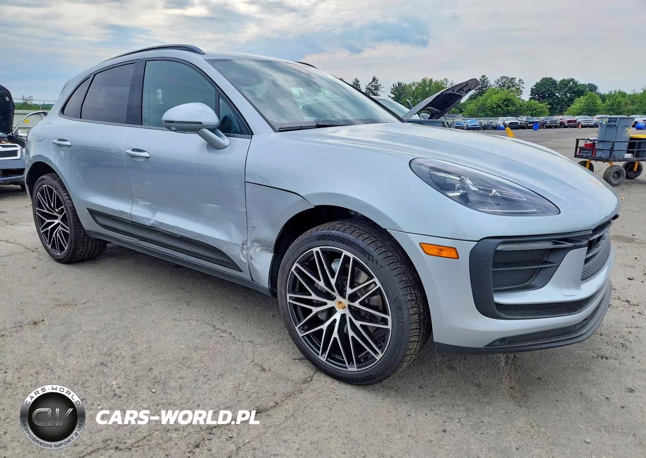 2022 Porsche Macan VIN:WP1AA2A51NLB11961 - 4