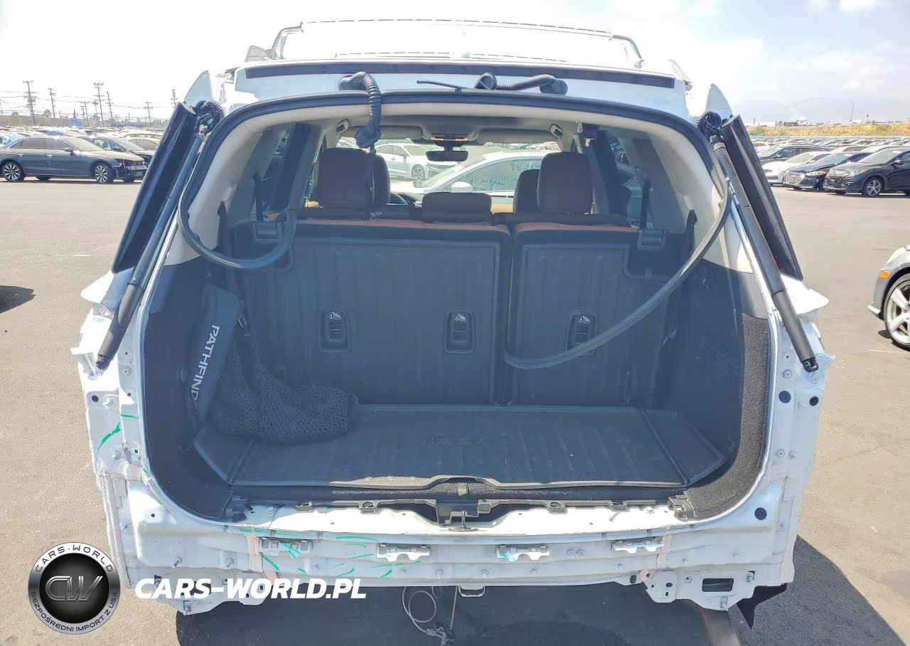 2025 Nissan Pathfinder Platinum VIN:5N1DR3DJ9SC210816 - 6