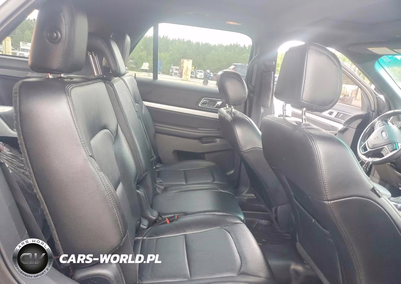 2016 Ford Explorer Xlt VIN:1FM5K8D85GGD19969 - 10