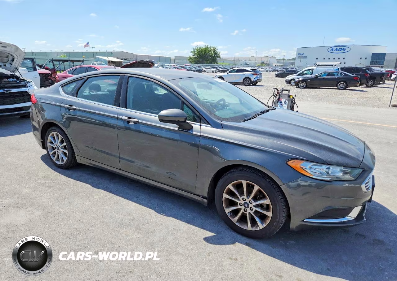 2017 Ford Fusion Se VIN:3FA6P0HD2HR305546 - 4