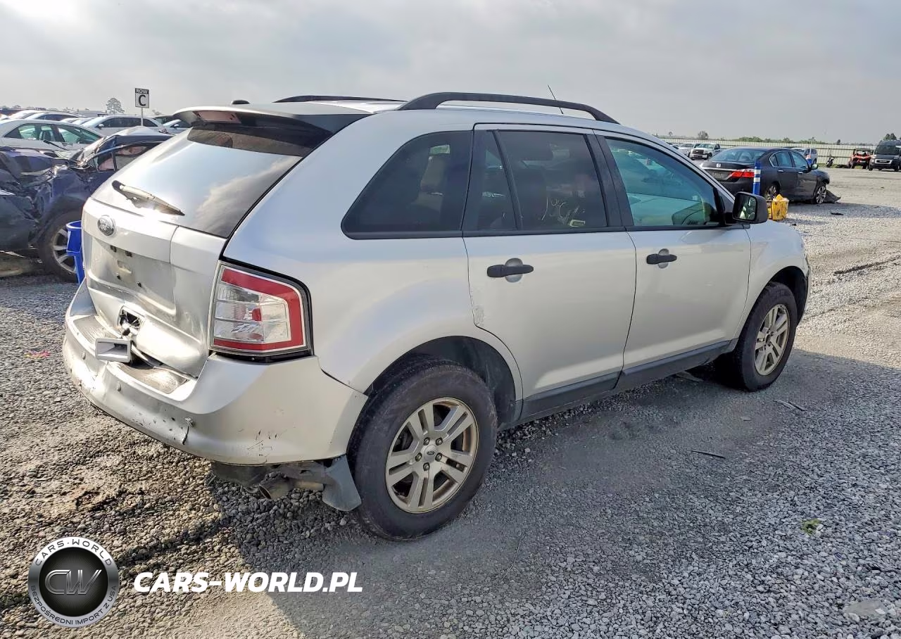 2010 Ford Edge Se VIN:2FMDK3GC2ABA13518 - 3