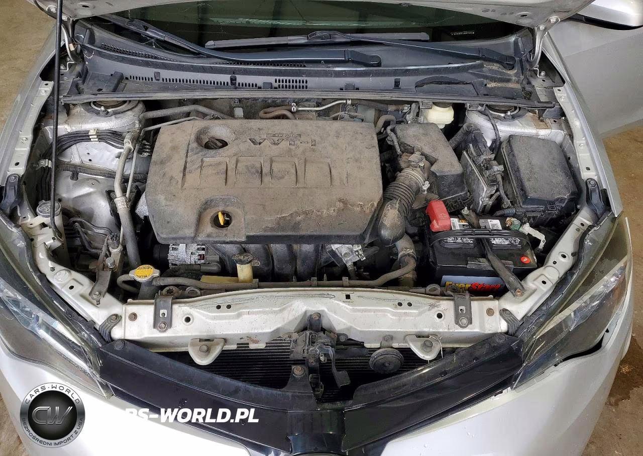 2017 Toyota Corolla Le VIN:5YFBURHE4HP653806 - 11