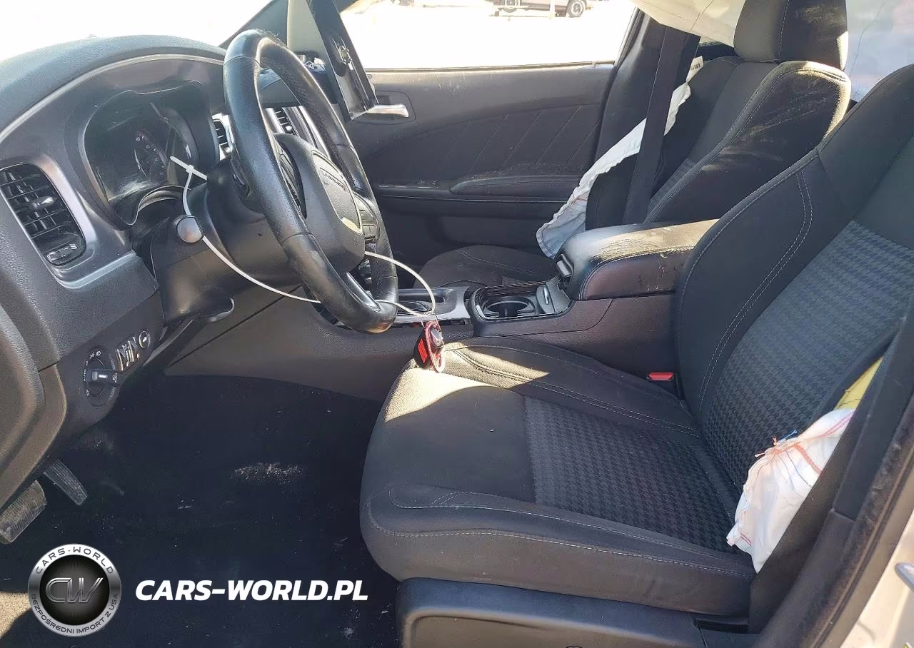 2019 Dodge Charger Sxt VIN:2C3CDXJG2KH743445 - 7