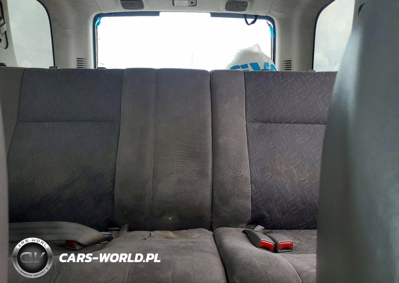 2004 Isuzu Rodeo S VIN:4S2DM58W444315544 - 10